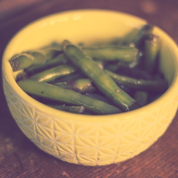 Green Beans Stewed in Wine / Vegan Recipe / Mere Living October 2014